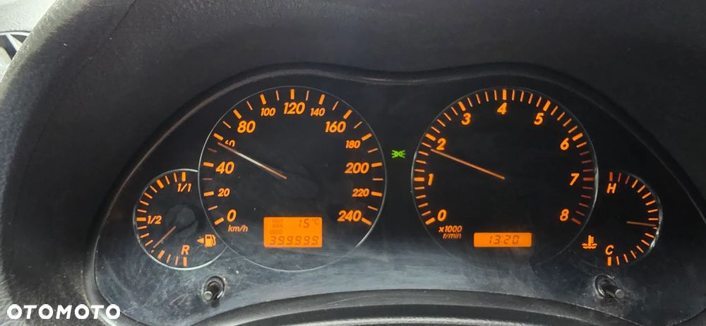 Toyota Avensis 2.0 VVT-i Sol - 8