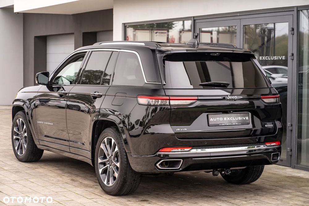 Jeep Grand Cherokee - 18