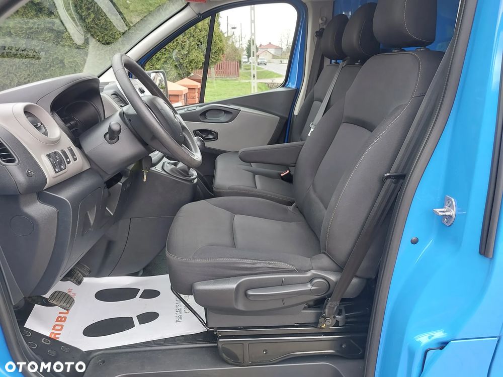 Renault TRAFIC - 11