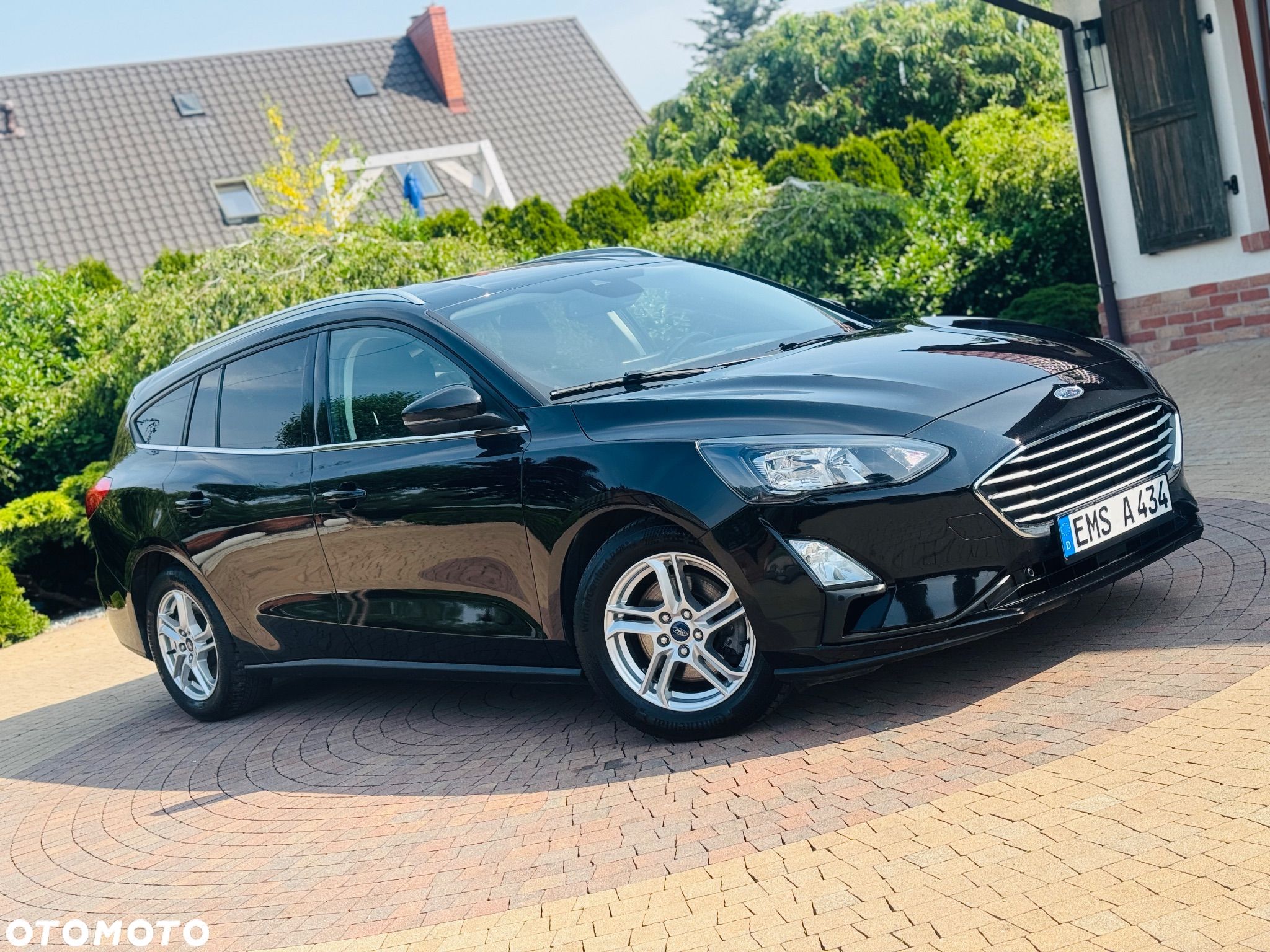 Ford Focus 1.5 EcoBlue Start-Stopp-System TITANIUM - 1