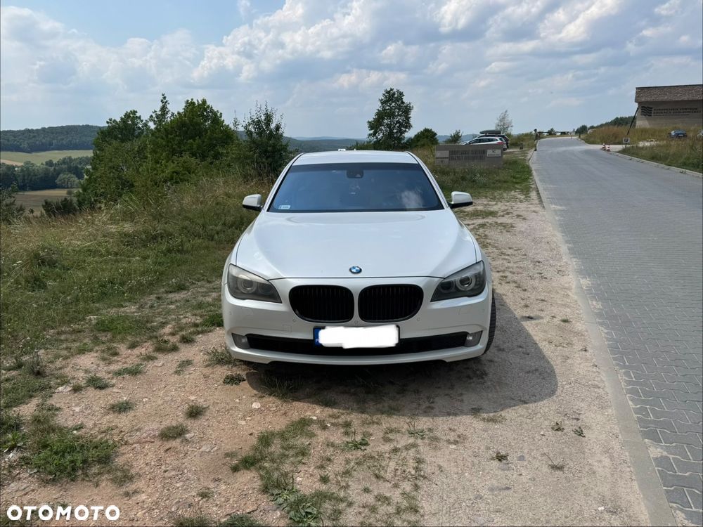 BMW Seria 7 740d - 5