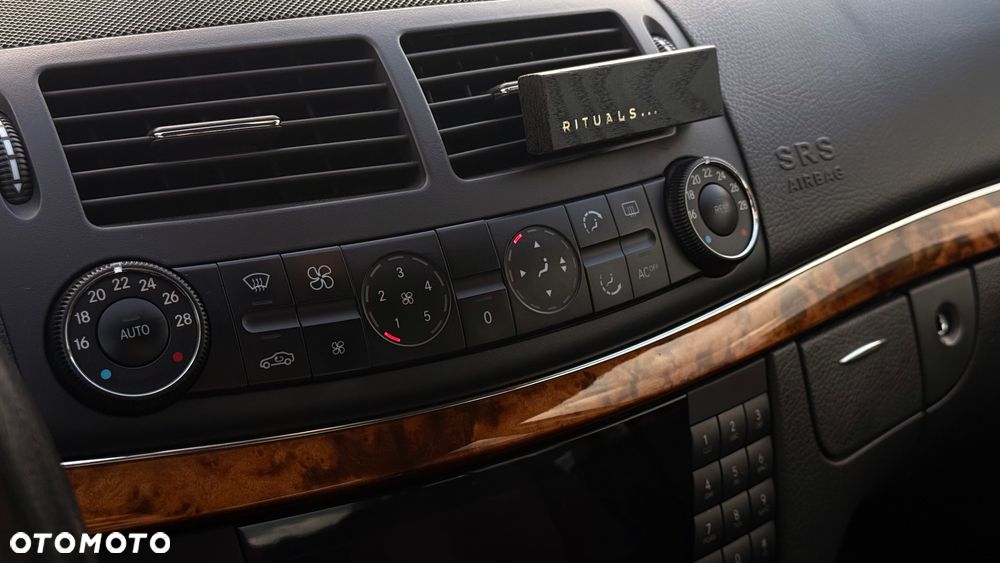 Mercedes-Benz Klasa E 200 Kompressor Elegance - 21