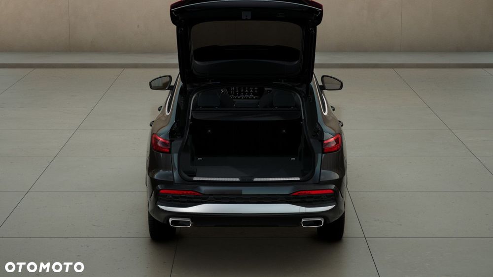Audi Q5 Sportback - 6