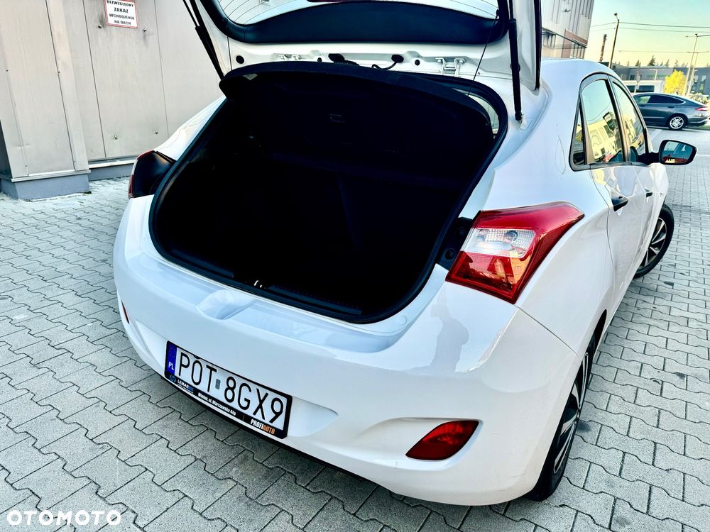 Hyundai i30 1.4 Premium - 26
