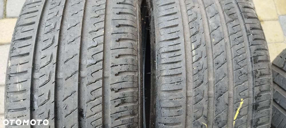 205/40/17 barum bravuris 5hm - 1