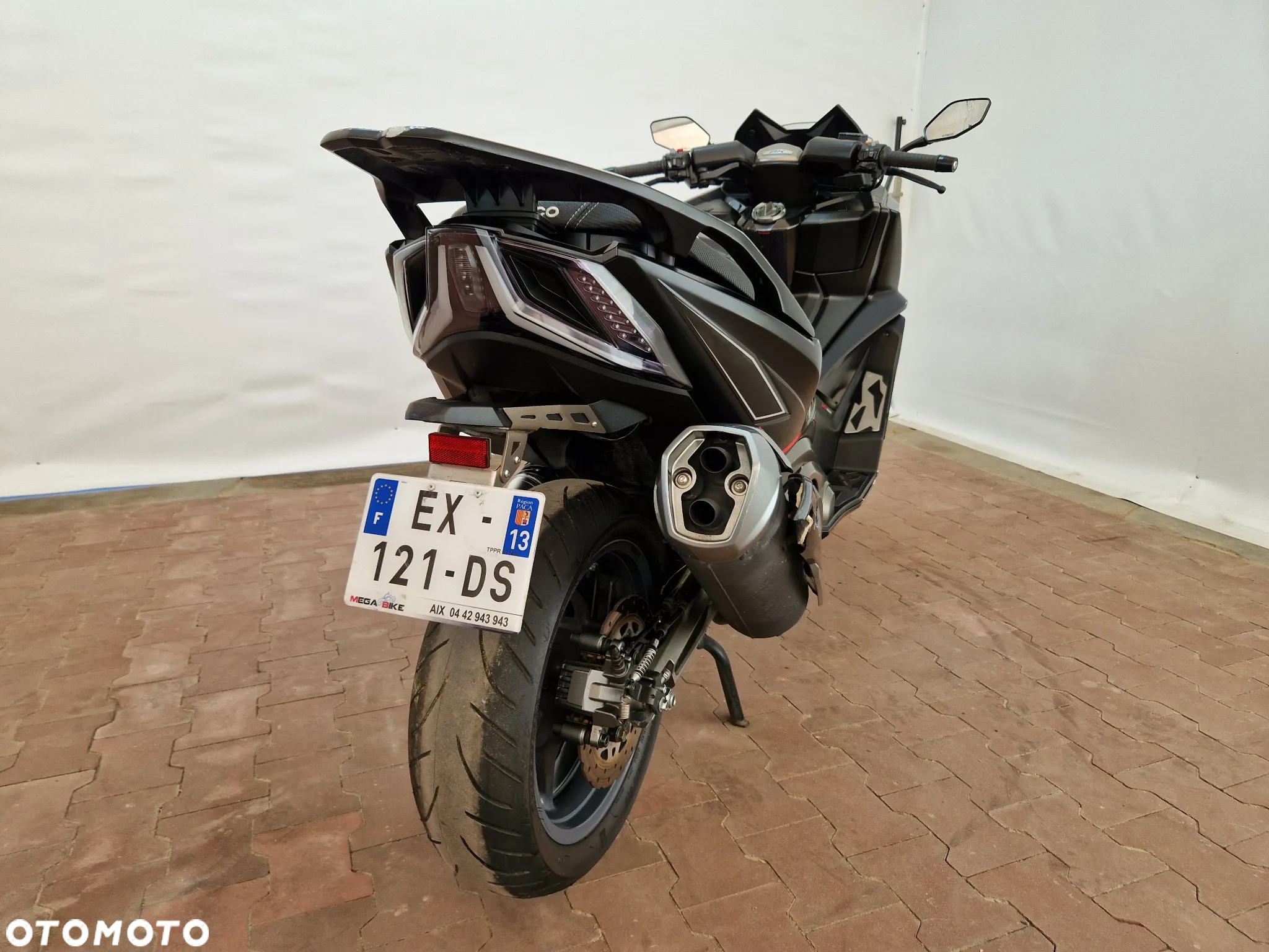 Kymco AK 550 - 31