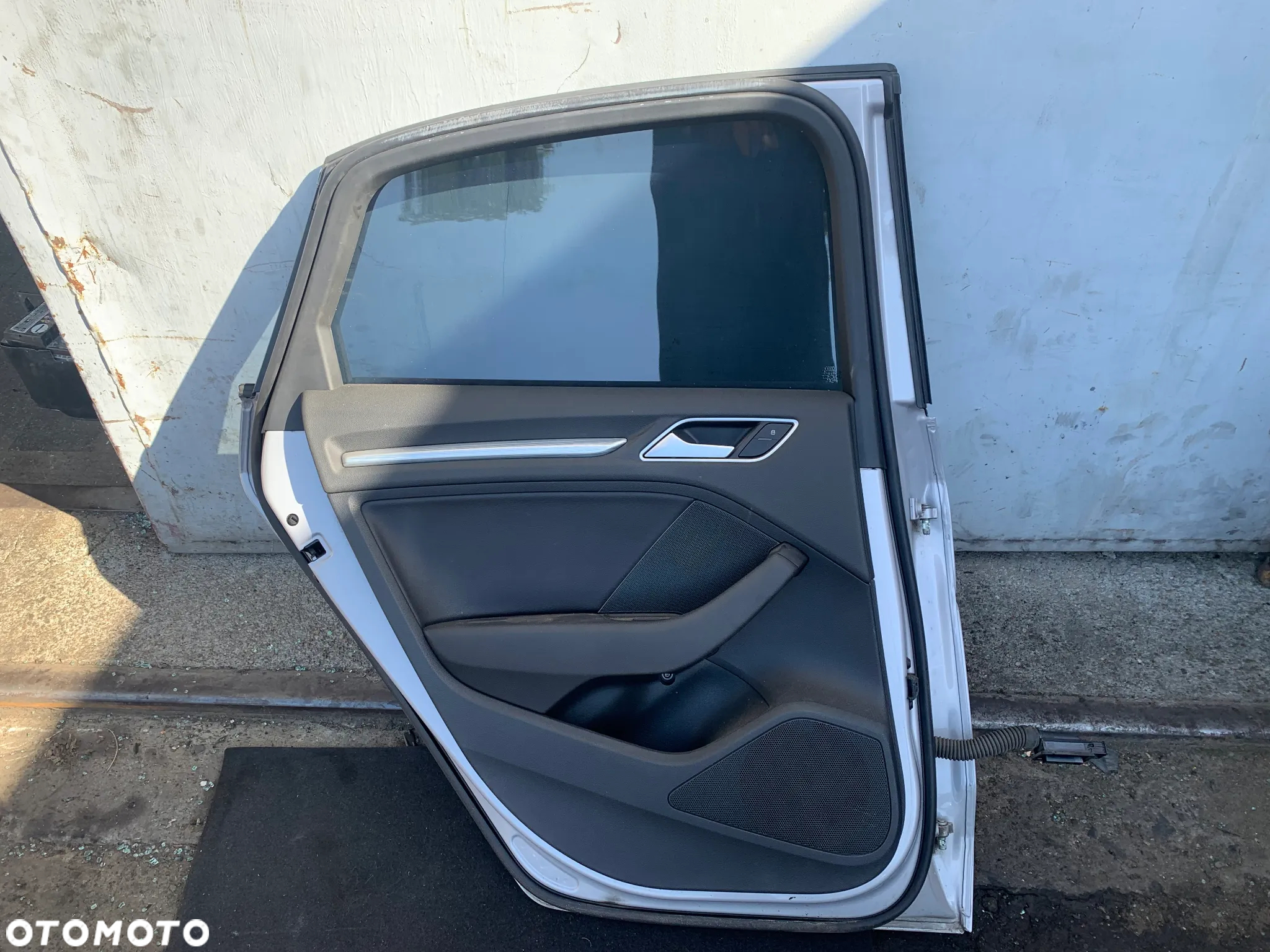 AUDI A3 S3 8V LX7Q DRZWI LEWE TYLNE KPL - 14