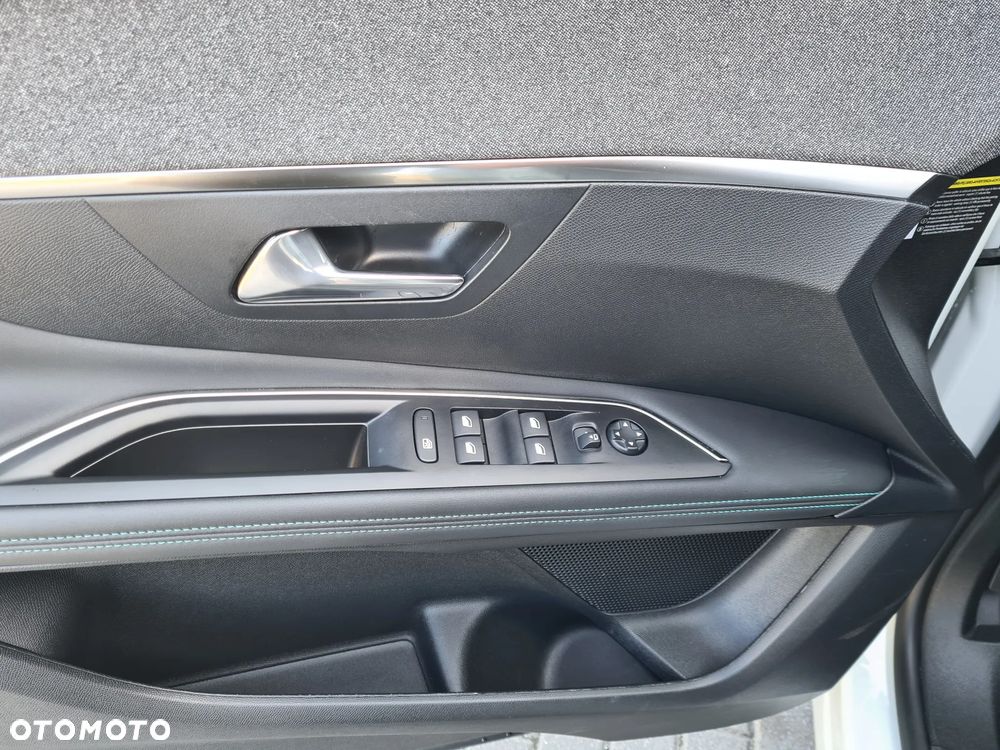 Peugeot 3008 1.2 PureTech Allure Pack S&S EAT8 - 12