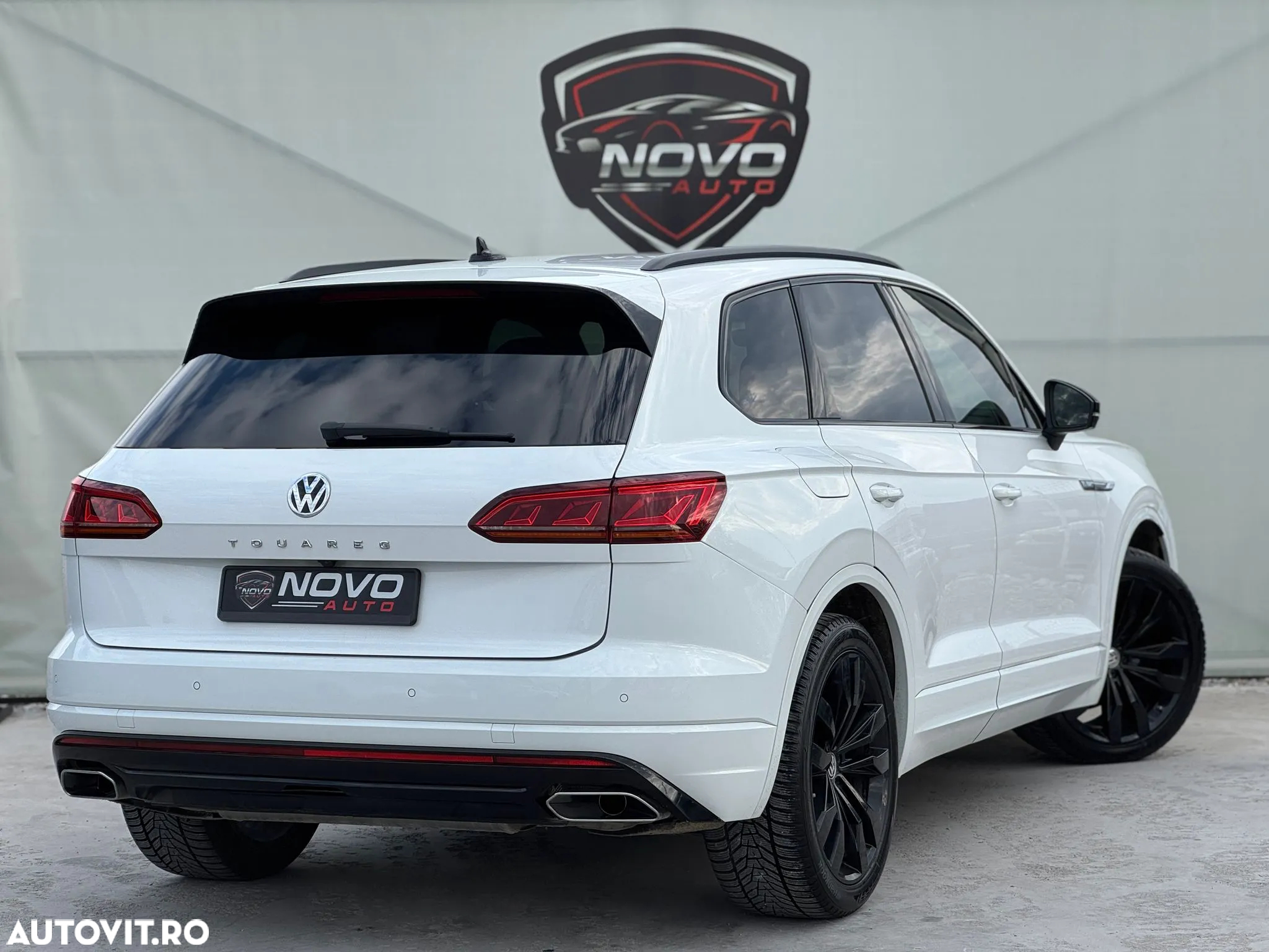 Volkswagen Touareg 3.0 V6 TDI 4Motion DPF Automatik R-Line - 4