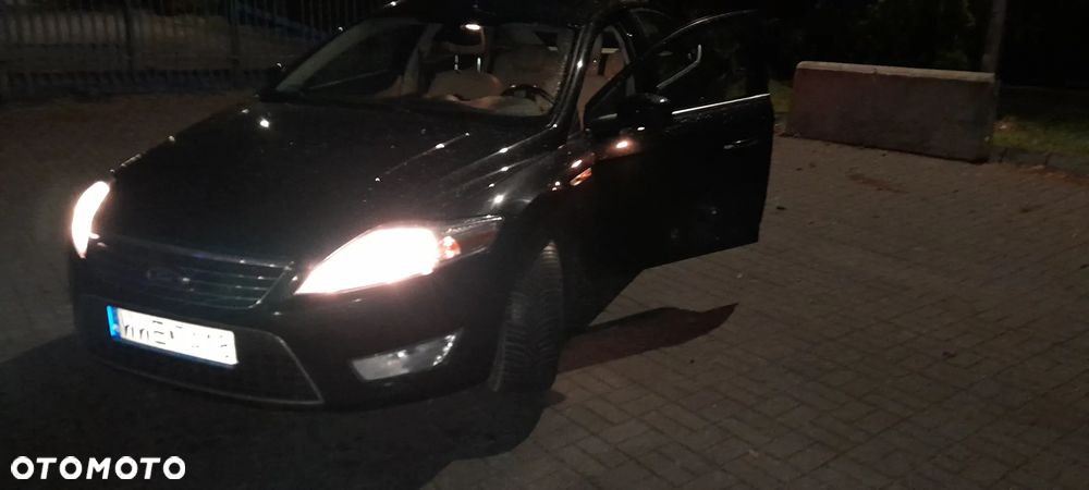 Ford Mondeo 2.0 TDCi Ghia - 19
