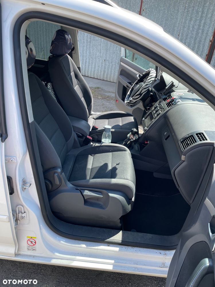 Volkswagen Touran 1.9 TDI Freestyle - 8