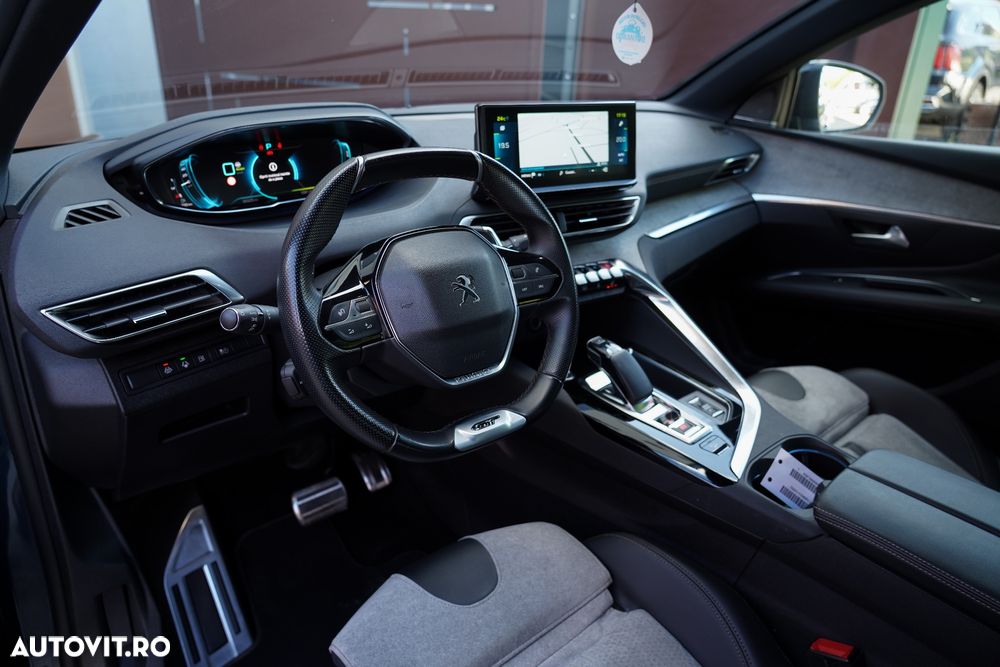 Peugeot 3008 PHEV EAT8 4X4 GT Pack - 25
