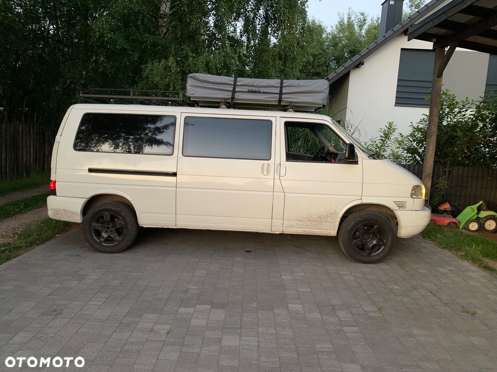 Volkswagen Caravelle Basis / CL - 10