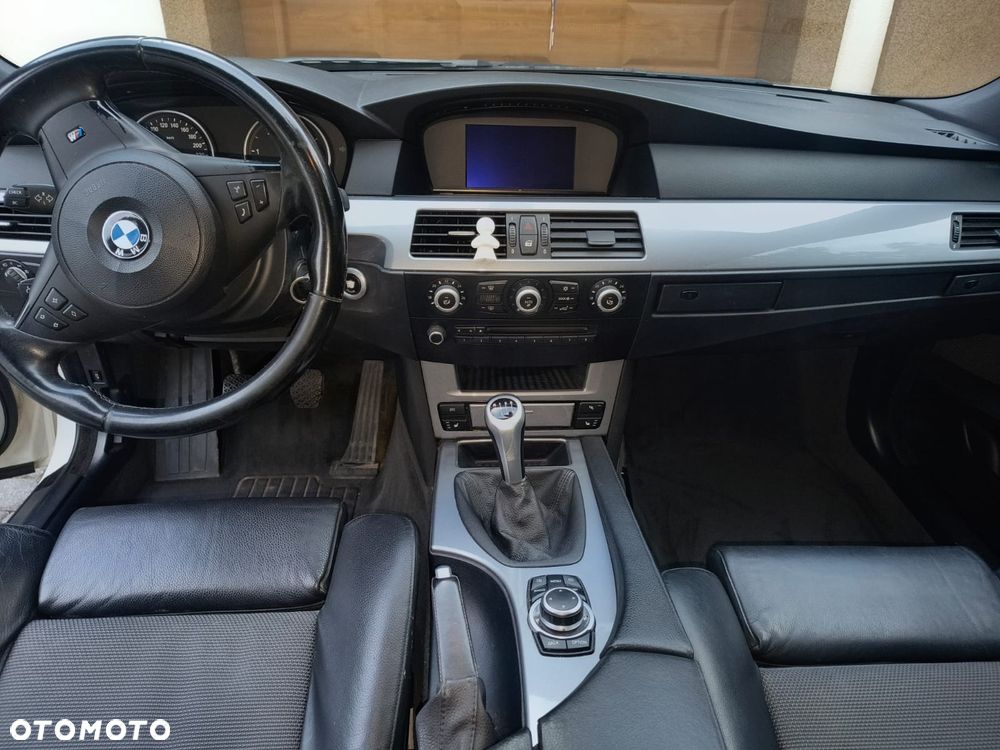 BMW Seria 5 - 25