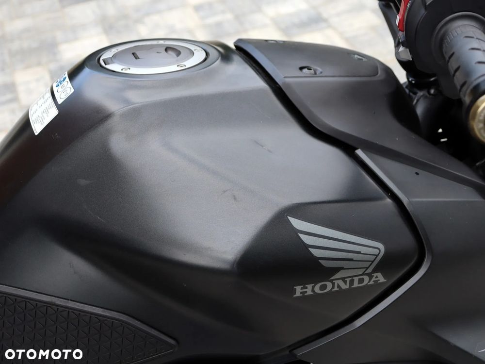 Honda Hornet - 9