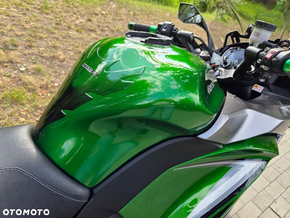 Kawasaki Ninja 1000 SX - 13