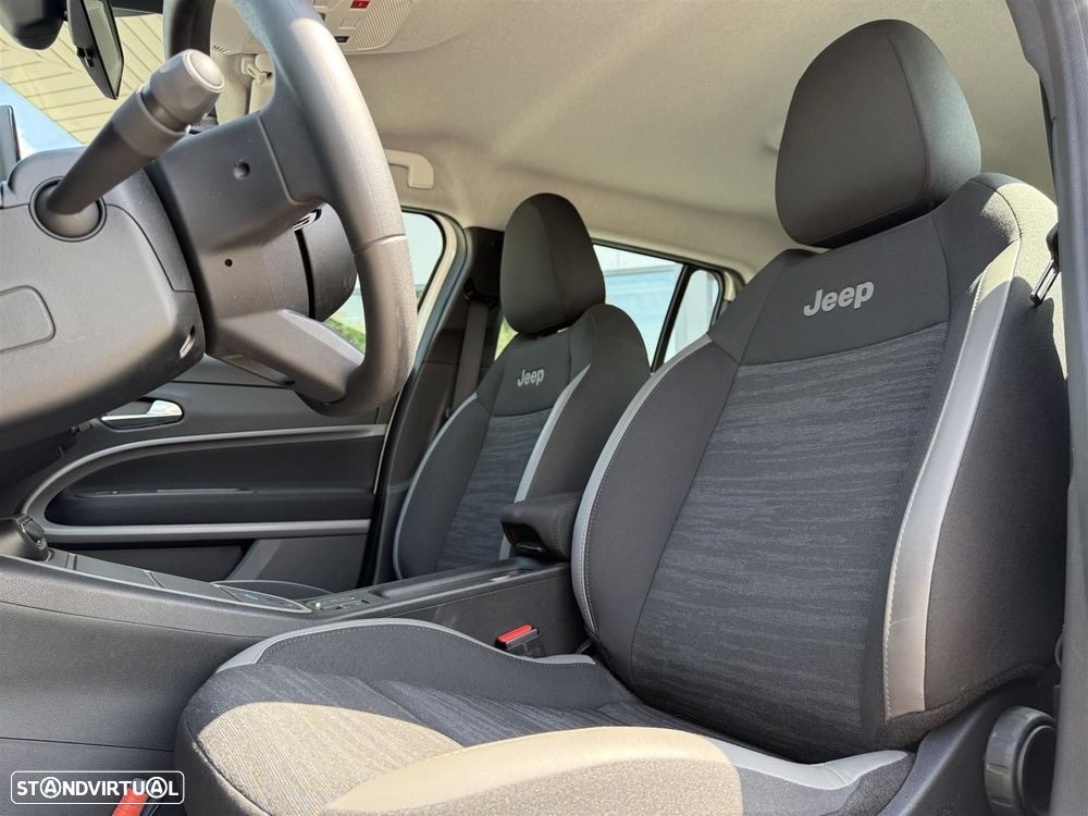Jeep Avenger 54 kWh Longitude - 25