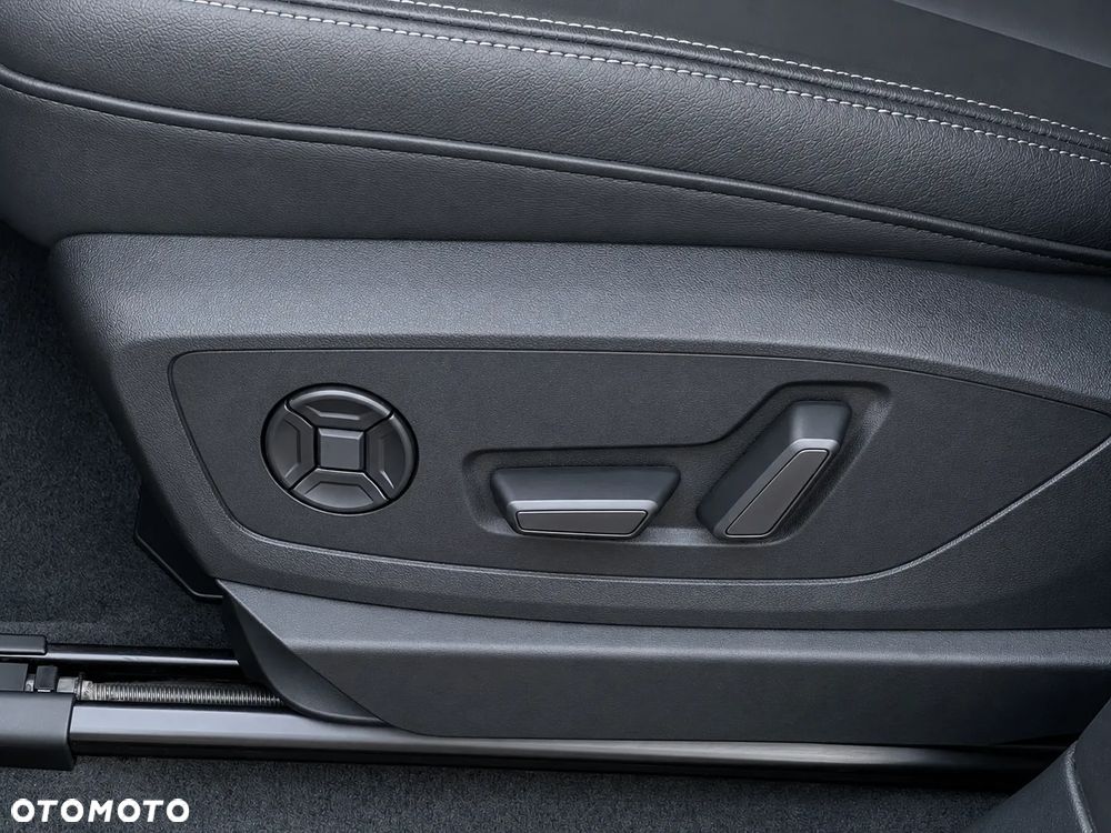 Audi e-tron - 14