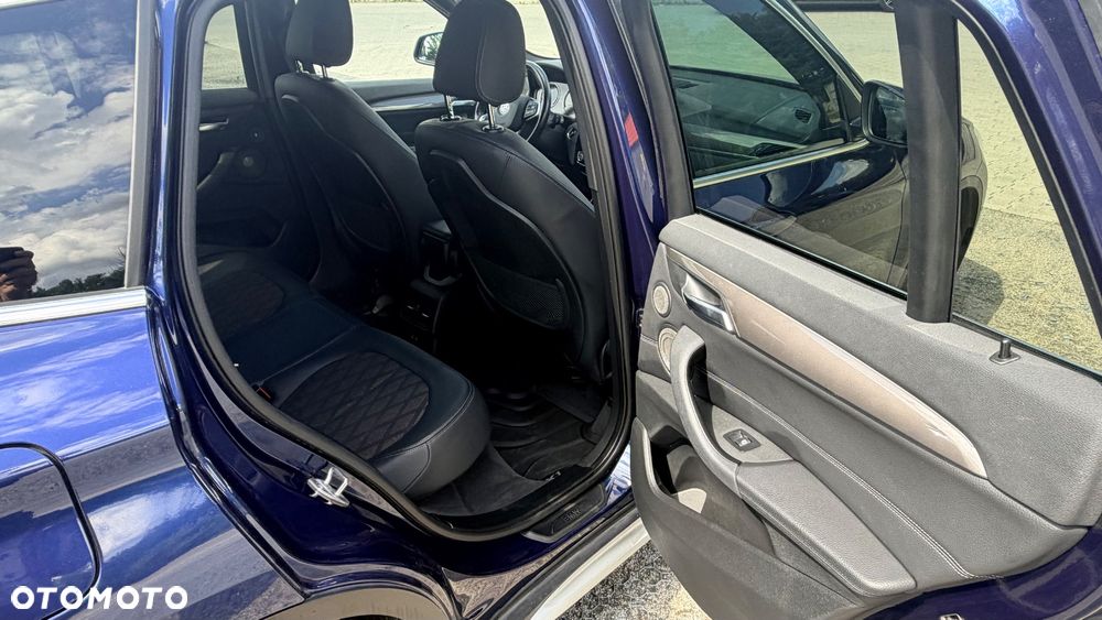 BMW X1 xDrive20d - 21