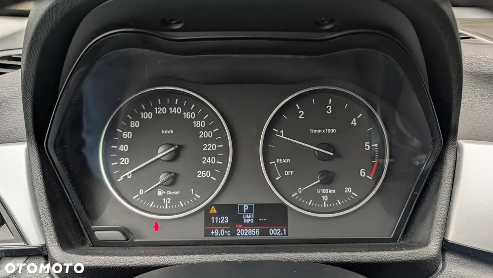 BMW X1 sDrive18d Advantage - 19