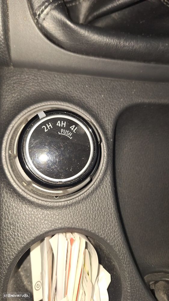 Mitsubishi L200 2.3 DI-D Strakar CD Intense 4WD - 23