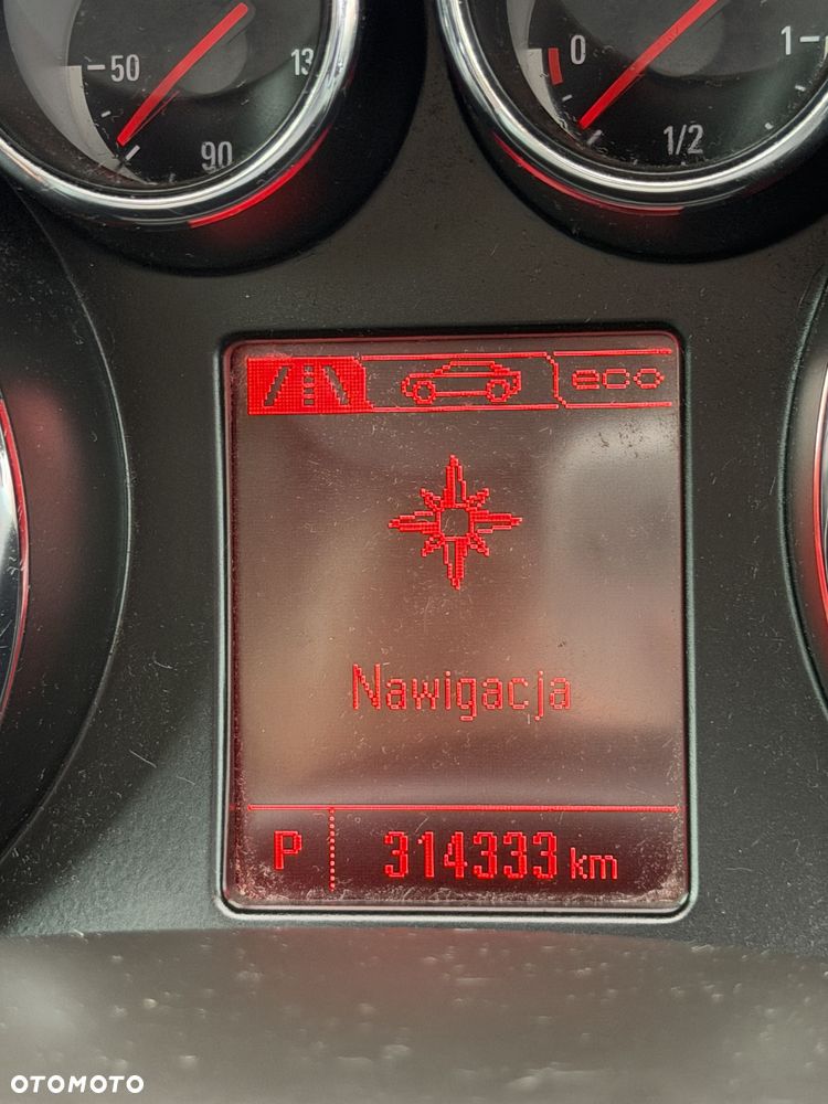 Opel Insignia - 23