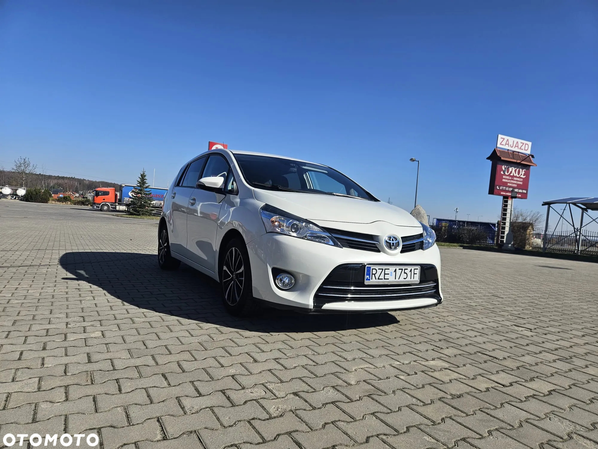 Toyota Verso - 2