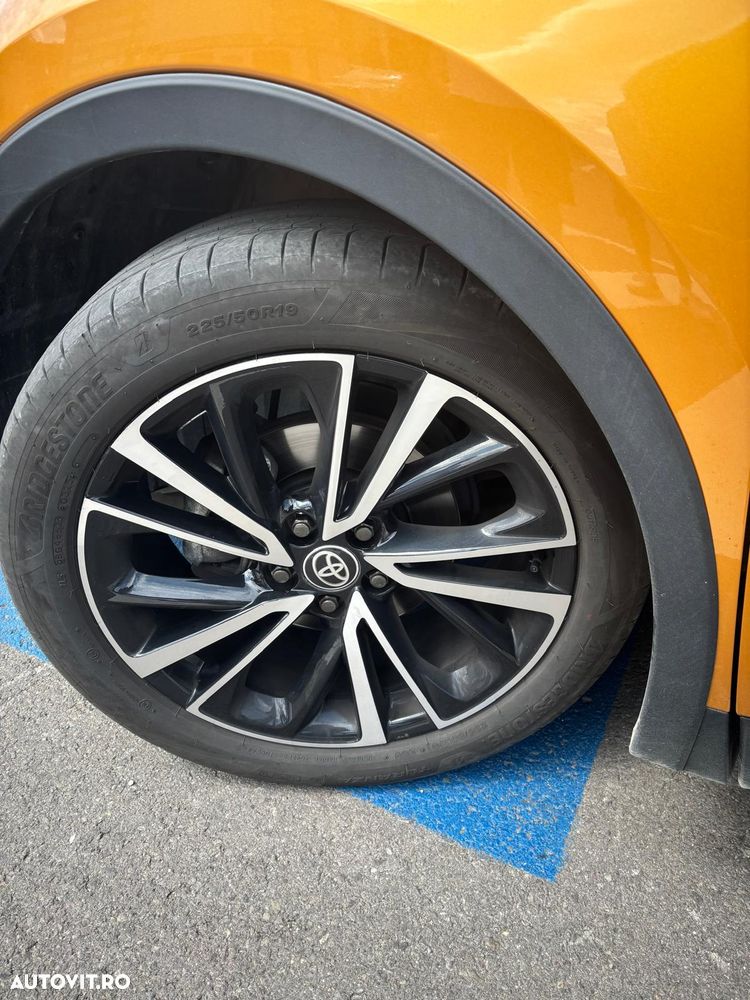 Toyota C-HR 1.8 HSD 122 CP 4x2 CVT C-lassy - 25