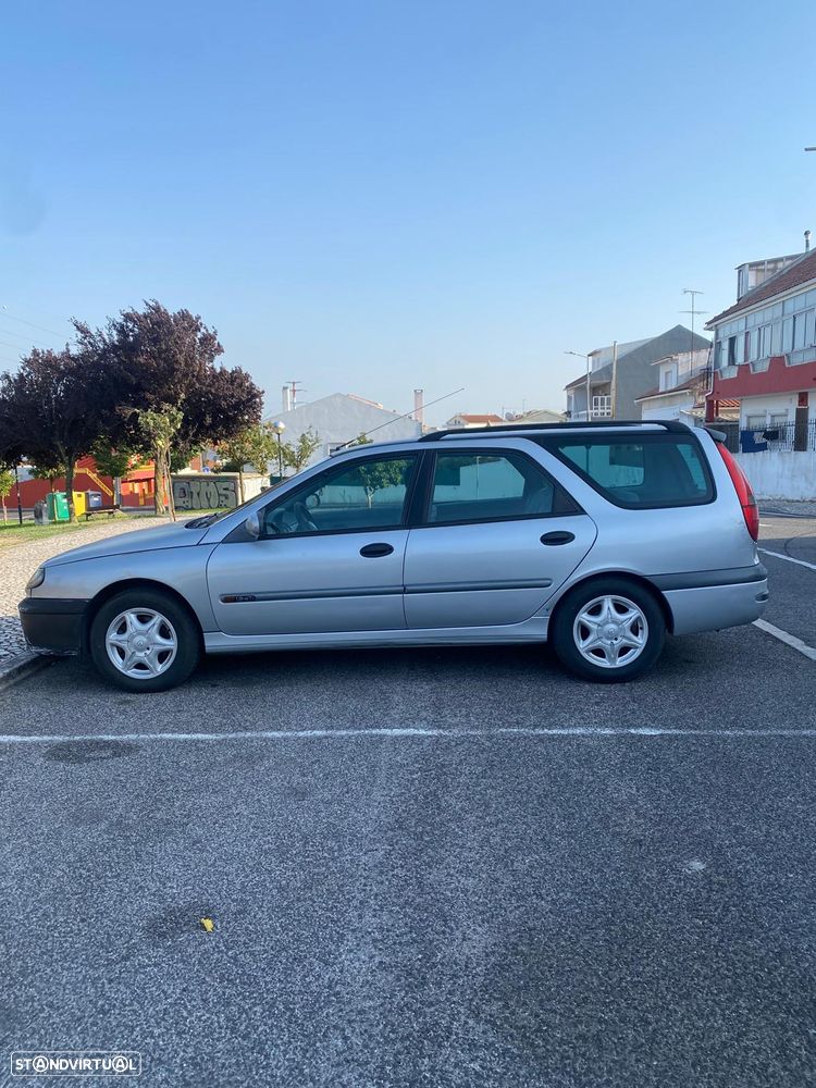 Renault Laguna Break 1.9 dTi RT - 19