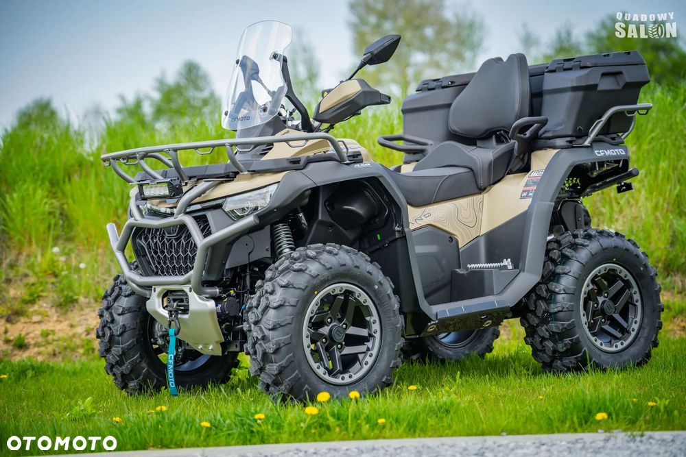 CFMoto CForce - 8