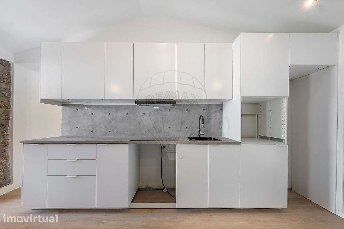Moradia T2 Totalmente Renovada em Figueiredo, Amares - Grande imagem: 5/24