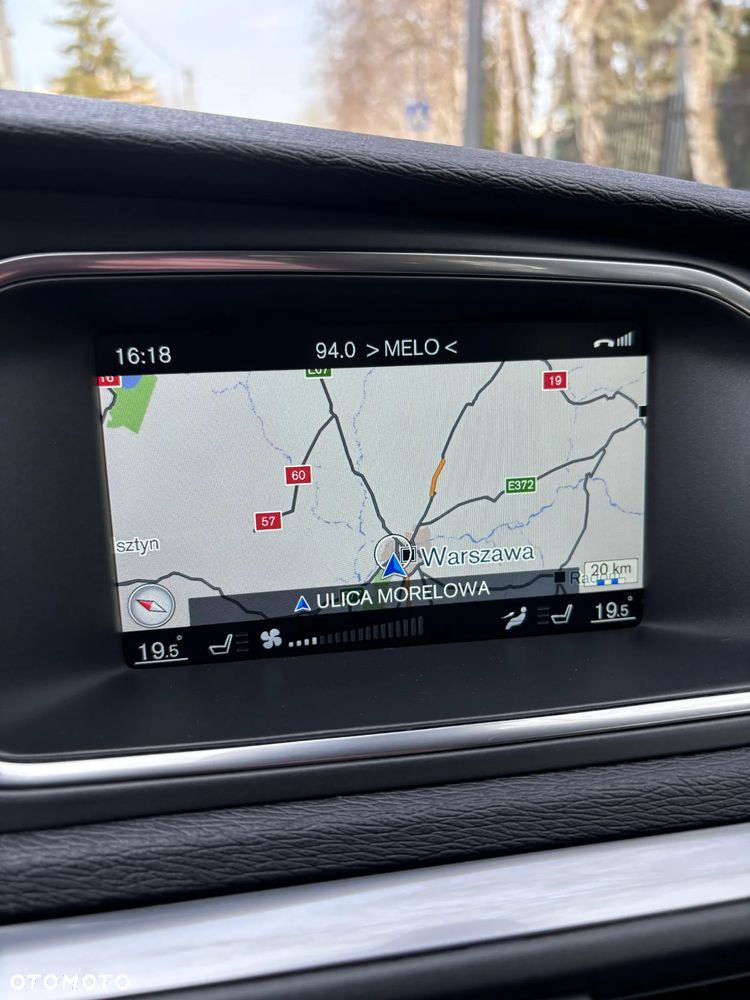 Volvo V40 D3 Geartronic Summum - 23