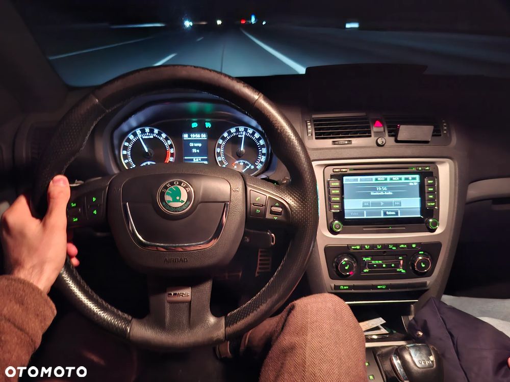 Skoda Octavia 2.0 TDI RS DSG - 5