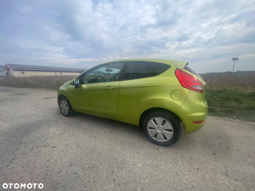 Ford Fiesta 1.25 SYNC Edition - 2