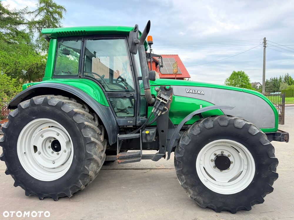 Valtra T 120 - 5