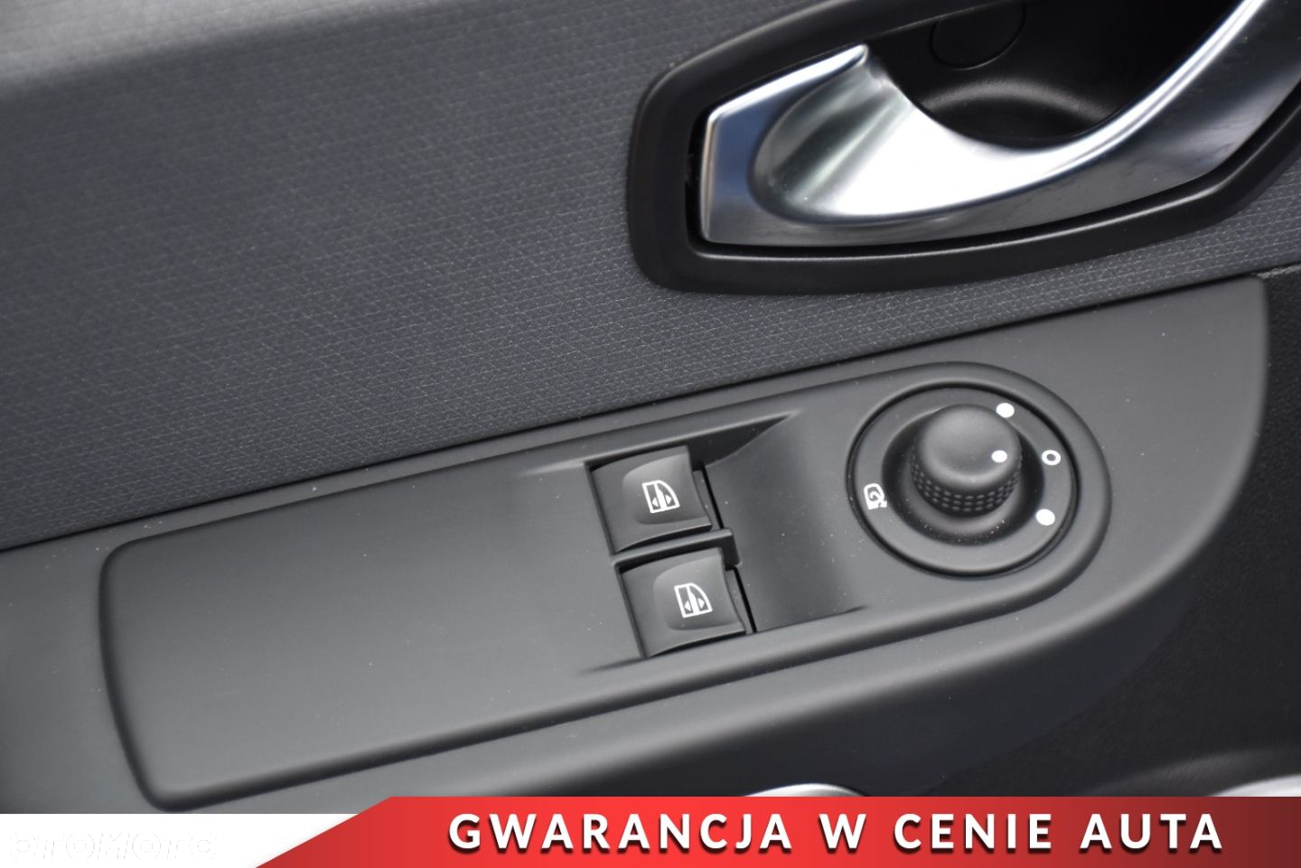 Renault Clio ENERGY TCe 120 EDC GT - 13