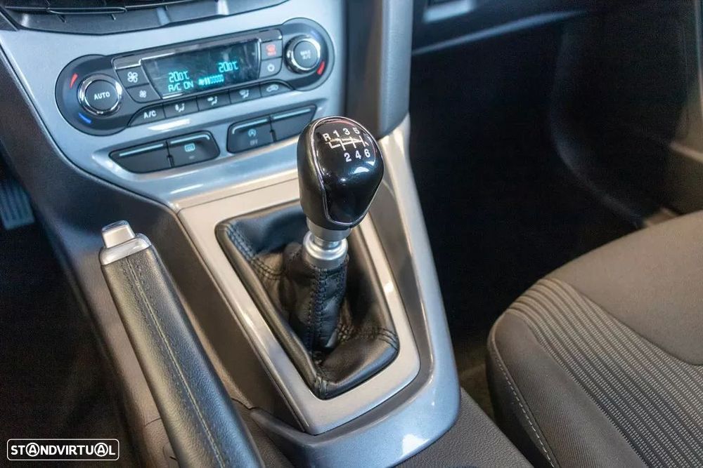 Ford Focus 1.0 EcoBoost S&S SYNC Edition - 10