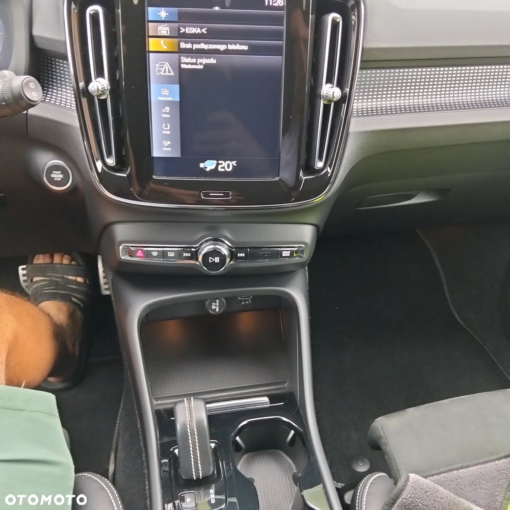 Volvo XC 40 D3 AWD R-Design - 10