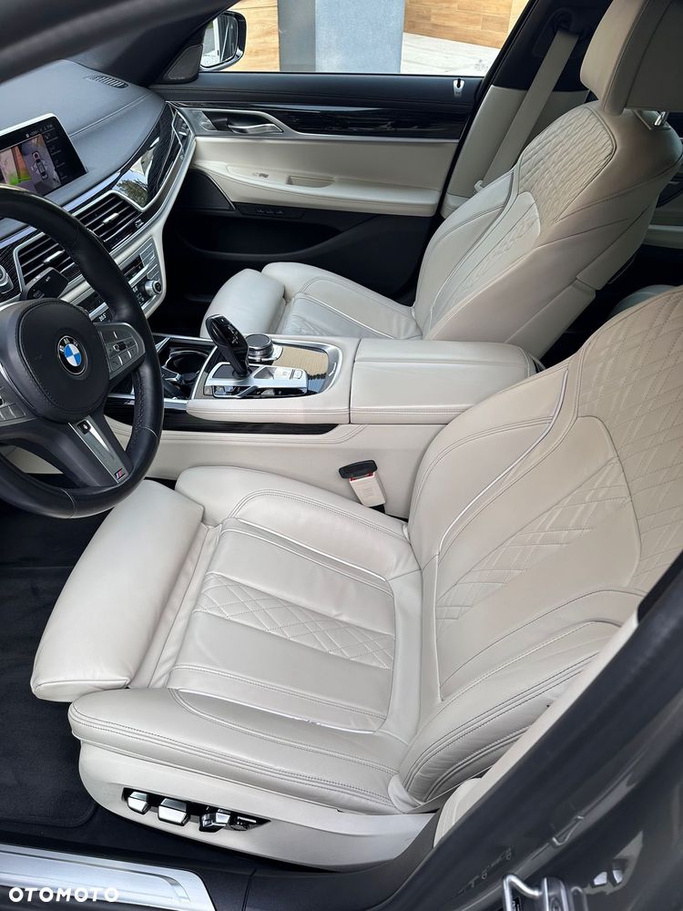 BMW Seria 7 740d xDrive - 8