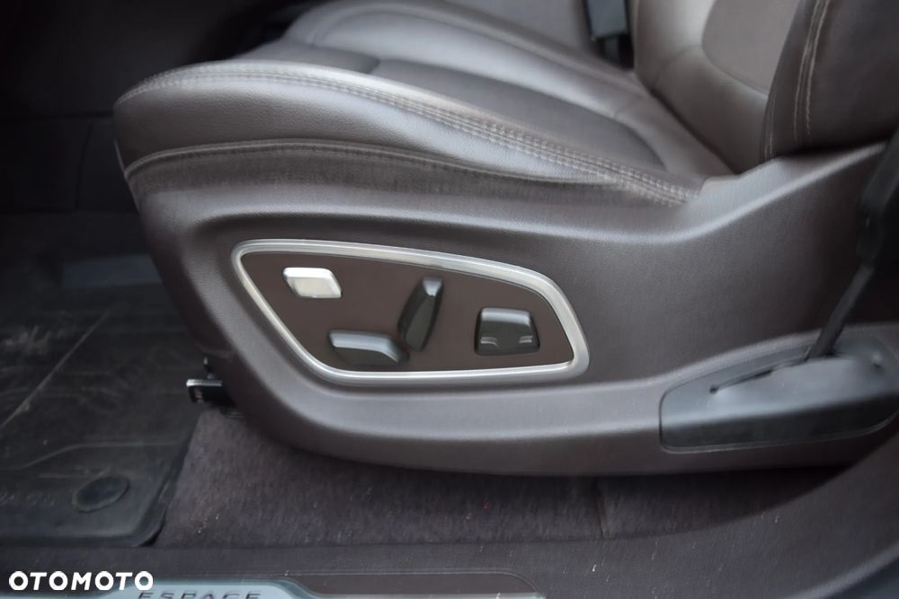 Renault Espace 1.6 dCi Energy Initiale Paris EDC - 12