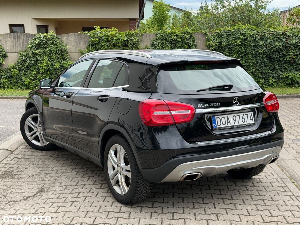 Mercedes-Benz GLA 200 7G-DCT Style - 9
