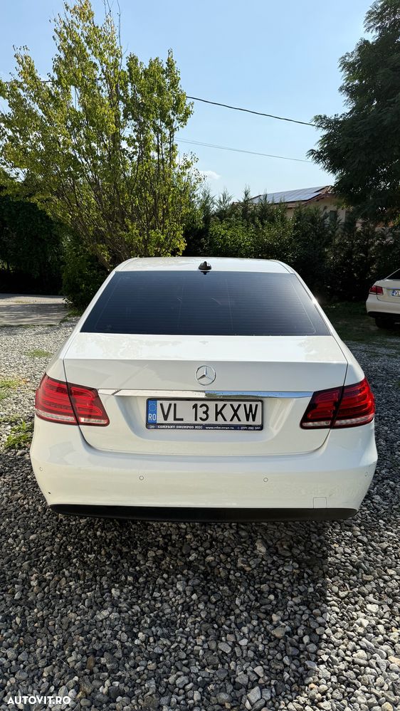 Mercedes-Benz E 200 T BlueTEC 7G-TRONIC Elegance - 3