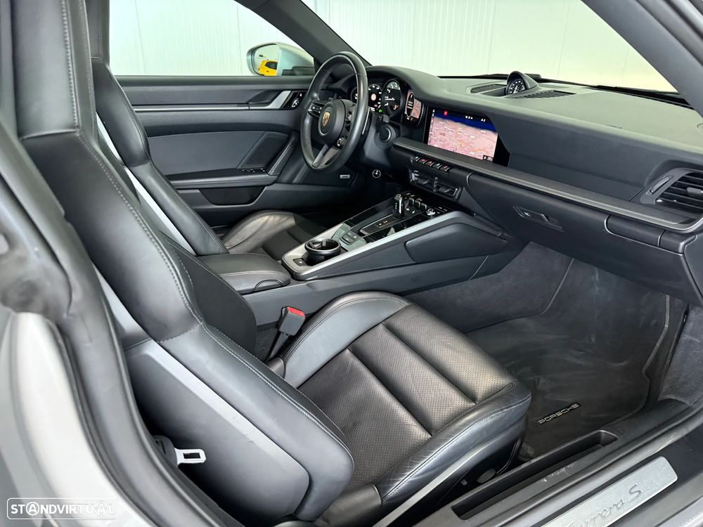 Porsche 911 (992) Carrera S PDK - 32