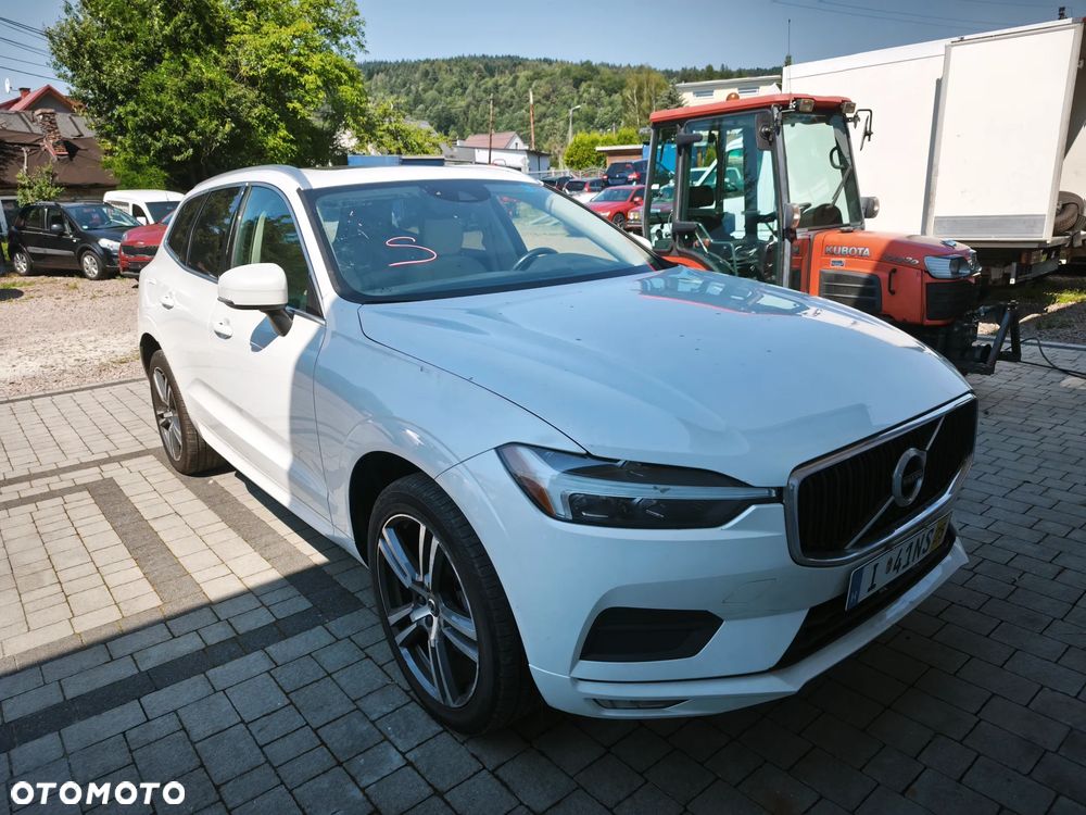 Volvo XC 90 T5 AWD Geartronic Momentum Pro - 1