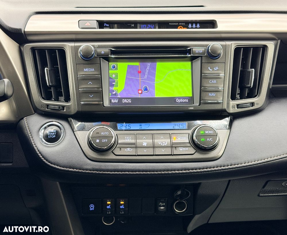 Toyota RAV4 2.0 D-4D 2WD Comfort - 23