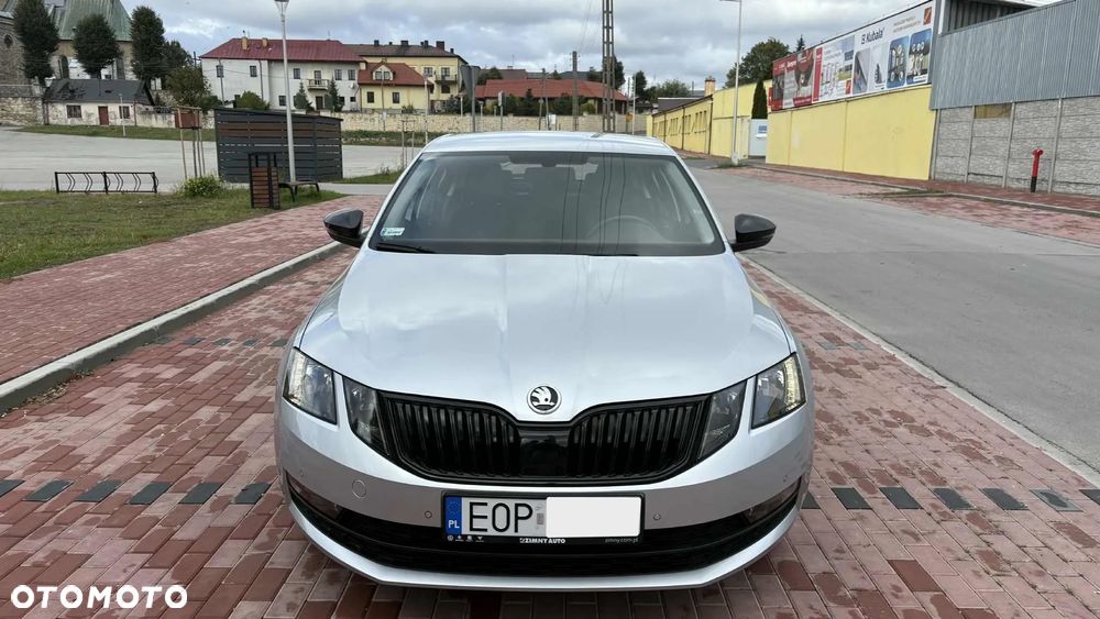 Skoda Octavia 1.5 TSI ACT Ambition - 8