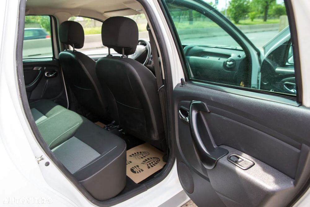 Dacia Duster 1.5 dCi 4x2 Prestige - 22