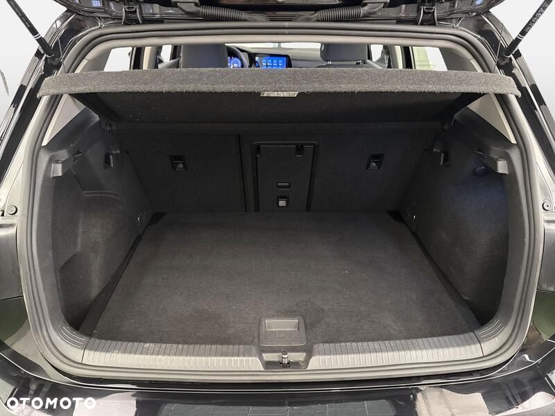 Volkswagen Golf - 20