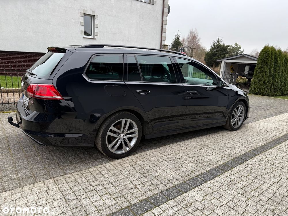 Volkswagen Golf - 5