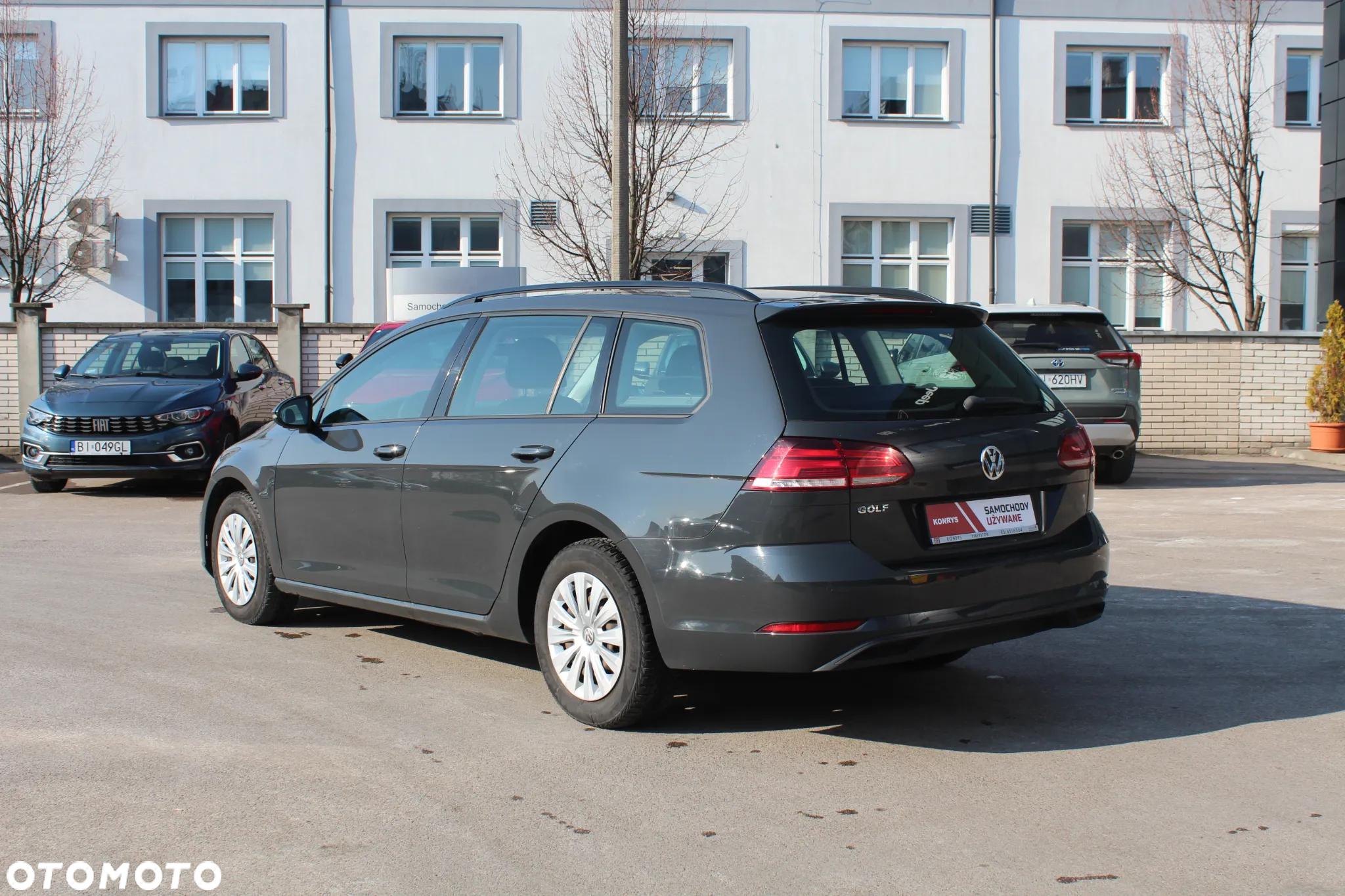 Volkswagen Golf - 8